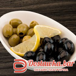 Маслины с лимоном