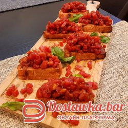 брускетта с томатами