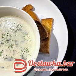 кремовый суп с курицей и грибами