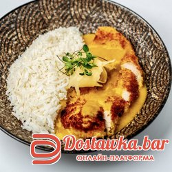 КУРИЦА КАЦУ В СОУСЕ КАРРИ С РИСОМ