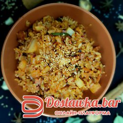 Кимчипоккымпаб (김치볶음밥)