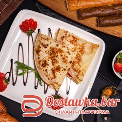 Блинчики с клубникой и шоколадом