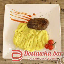 Картошка пюре с котлетой